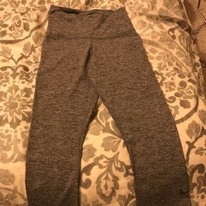 Nike workout crop pants.